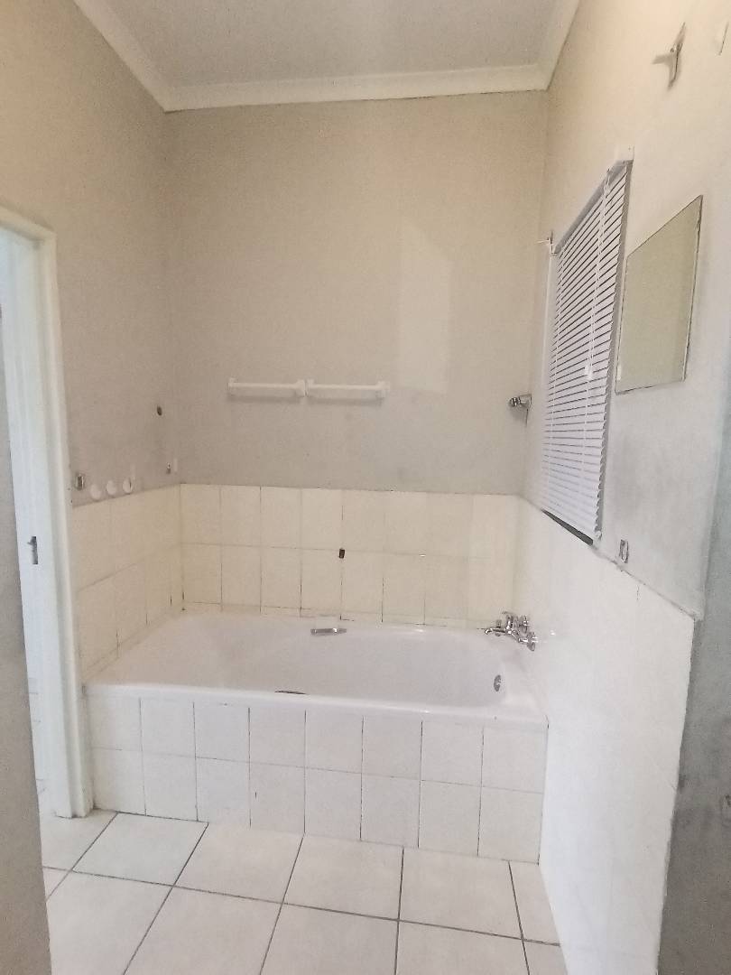 To Let 1 Bedroom Property for Rent in Norkem Park Gauteng