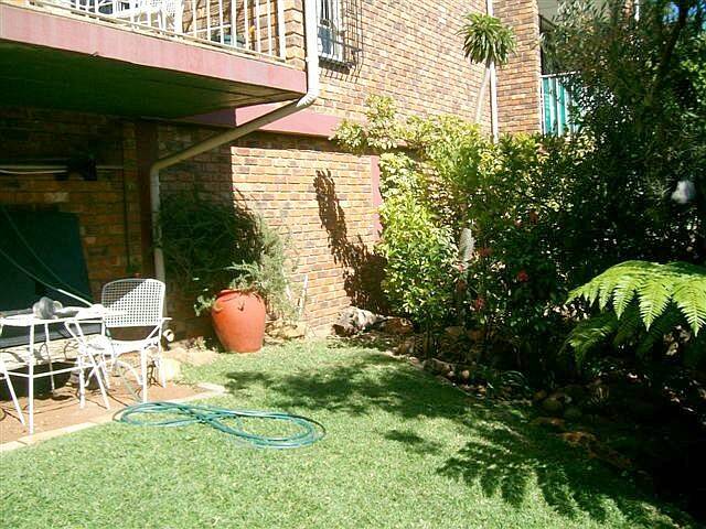 To Let 1 Bedroom Property for Rent in La Montagne Gauteng