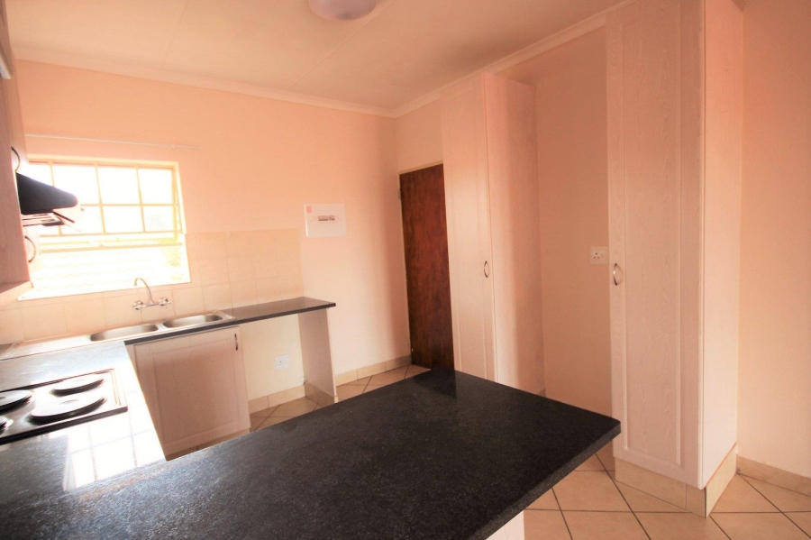 To Let 2 Bedroom Property for Rent in Hazeldean Gauteng