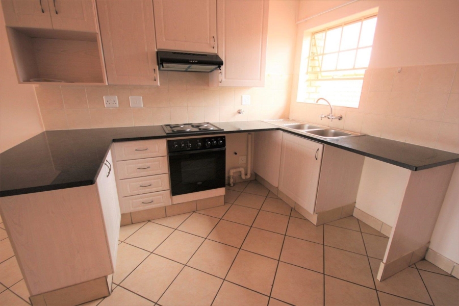 To Let 2 Bedroom Property for Rent in Hazeldean Gauteng