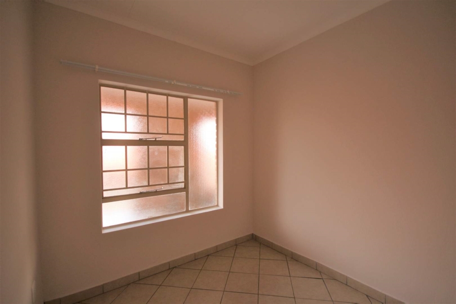 To Let 2 Bedroom Property for Rent in Hazeldean Gauteng