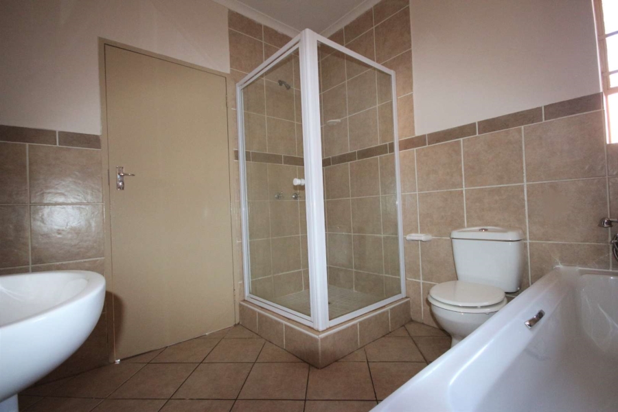To Let 2 Bedroom Property for Rent in Hazeldean Gauteng