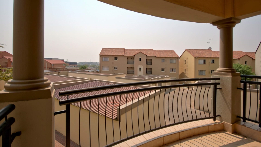 To Let 2 Bedroom Property for Rent in Hazeldean Gauteng