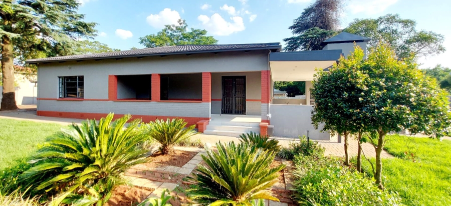 To Let 4 Bedroom Property for Rent in Rietondale Gauteng