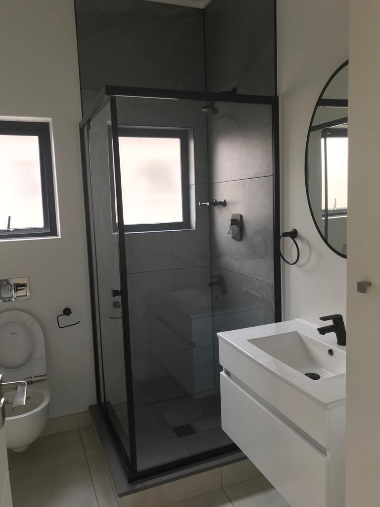 To Let 2 Bedroom Property for Rent in The Polofields Gauteng