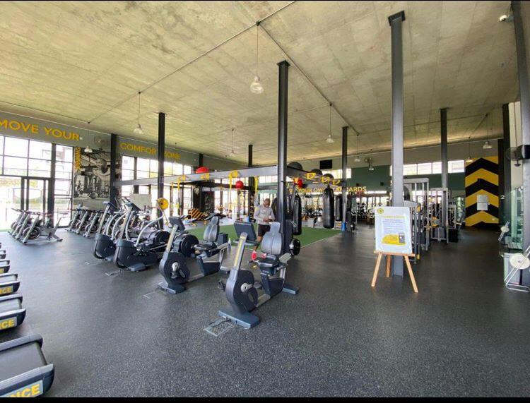 To Let 2 Bedroom Property for Rent in The Polofields Gauteng