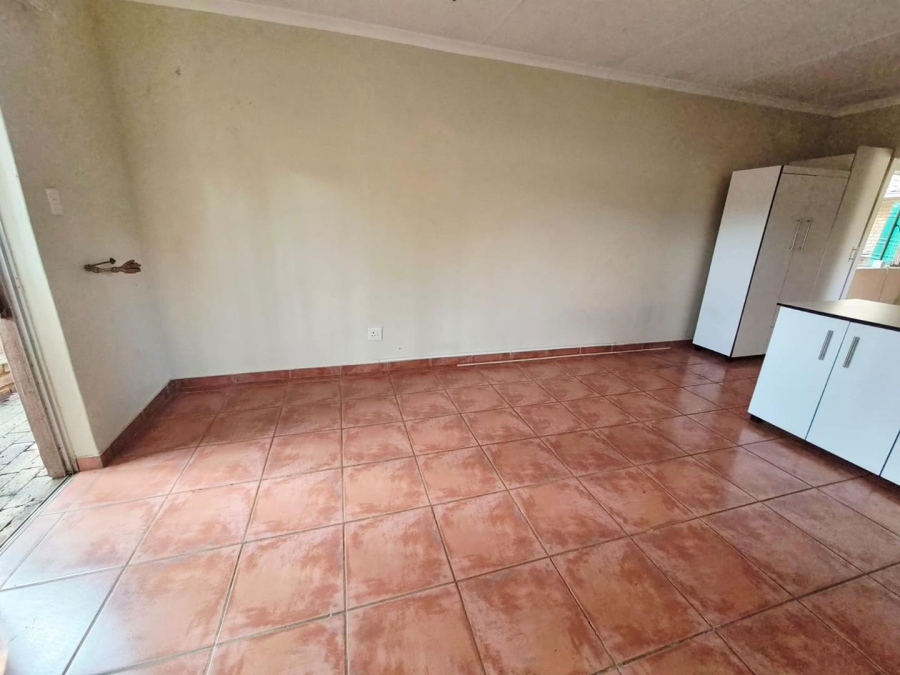 1 Bedroom Property for Sale in Montana Park Gauteng