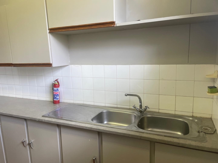 To Let 3 Bedroom Property for Rent in Illovo Gauteng