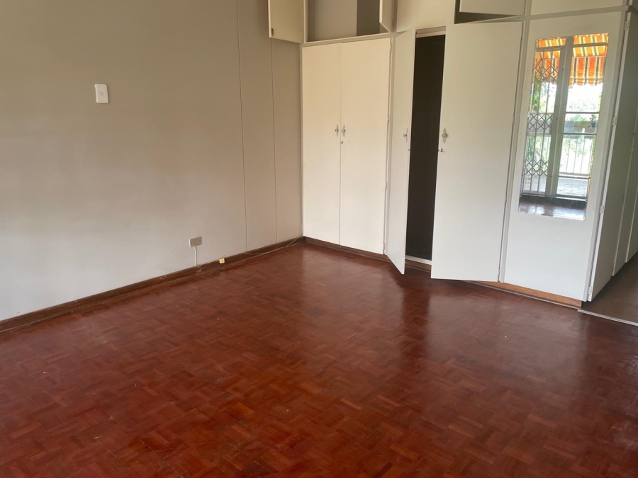 To Let 3 Bedroom Property for Rent in Illovo Gauteng