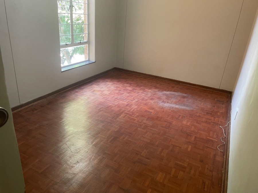 To Let 3 Bedroom Property for Rent in Illovo Gauteng