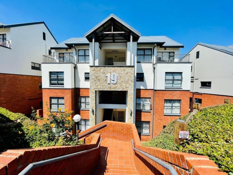 3 Bedroom Property for Sale in Oakdene Gauteng