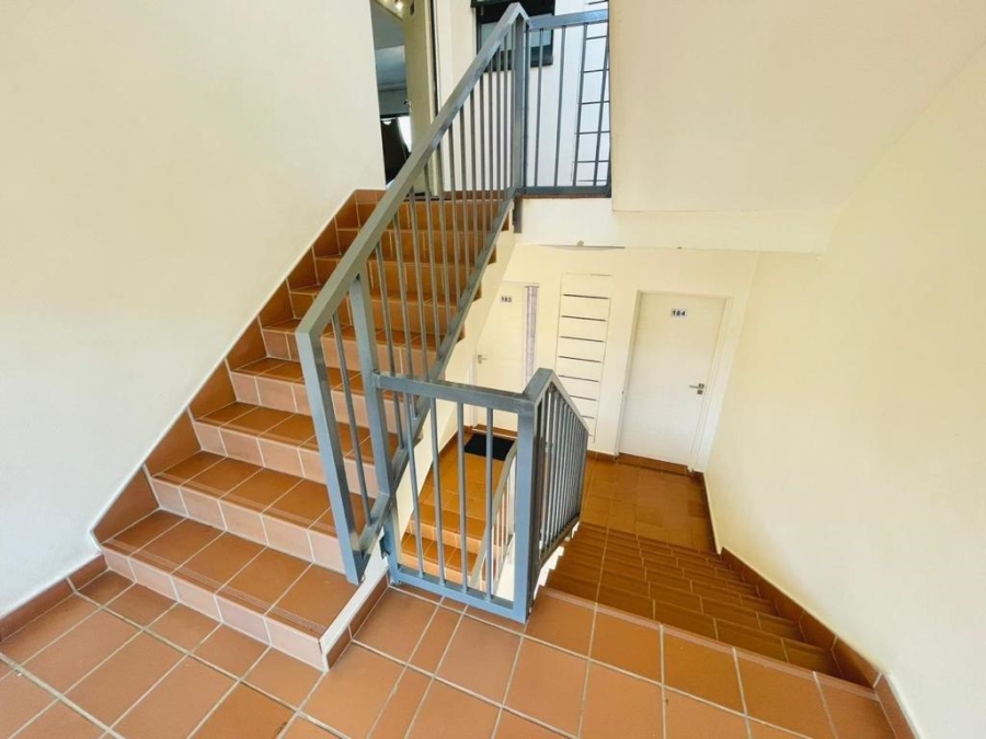 2 Bedroom Property for Sale in Oakdene Gauteng