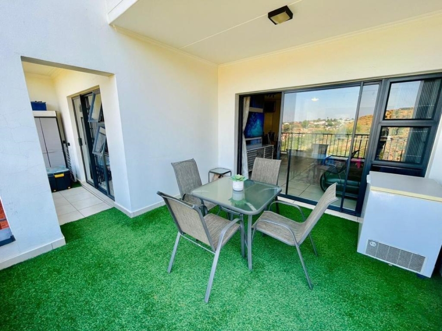 2 Bedroom Property for Sale in Oakdene Gauteng