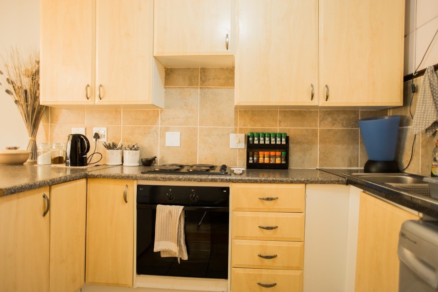 To Let 2 Bedroom Property for Rent in Mooikloof Ridge Gauteng