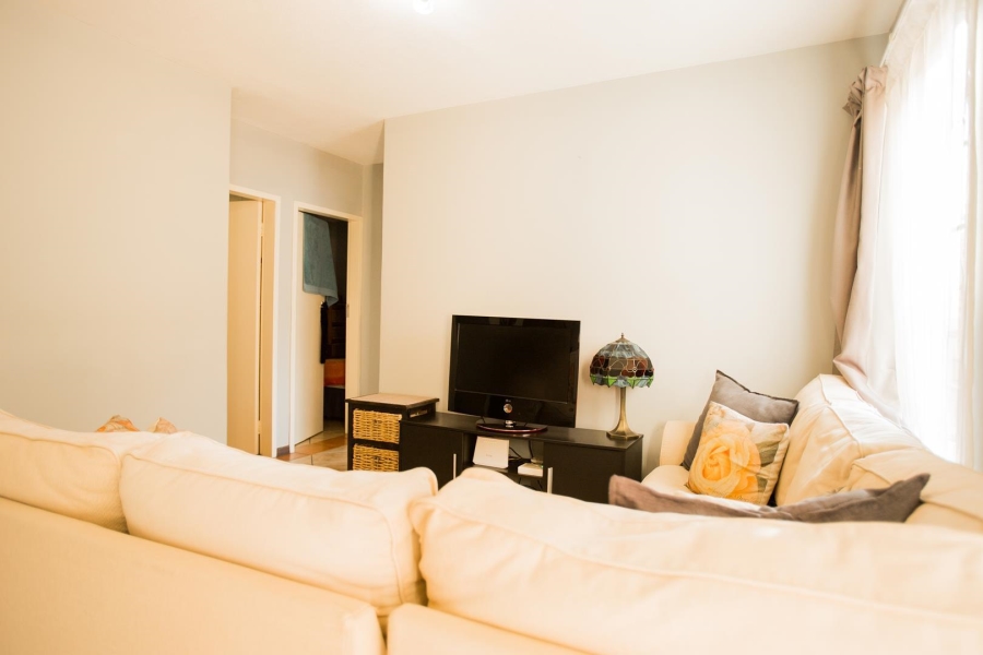 To Let 2 Bedroom Property for Rent in Mooikloof Ridge Gauteng