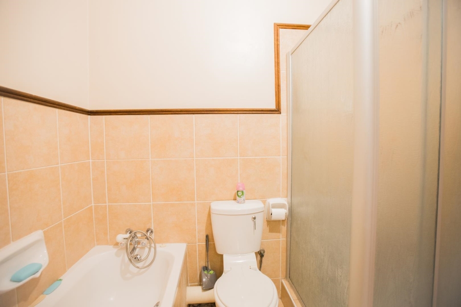 To Let 2 Bedroom Property for Rent in Mooikloof Ridge Gauteng