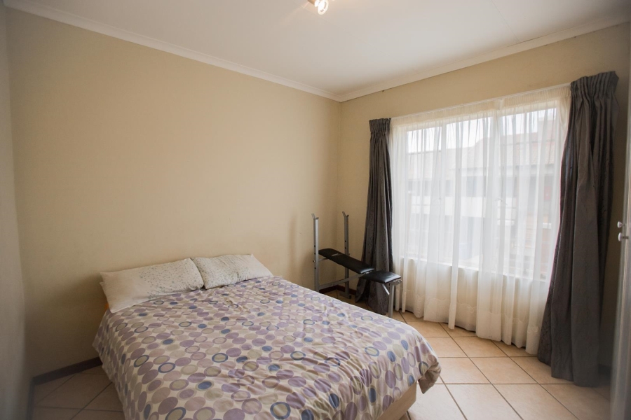 To Let 2 Bedroom Property for Rent in Mooikloof Ridge Gauteng