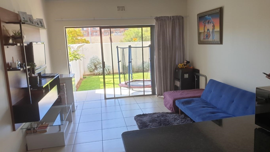 To Let 2 Bedroom Property for Rent in Ferndale Gauteng
