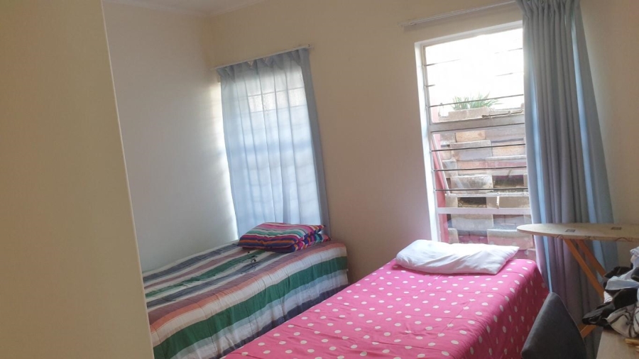 To Let 2 Bedroom Property for Rent in Ferndale Gauteng