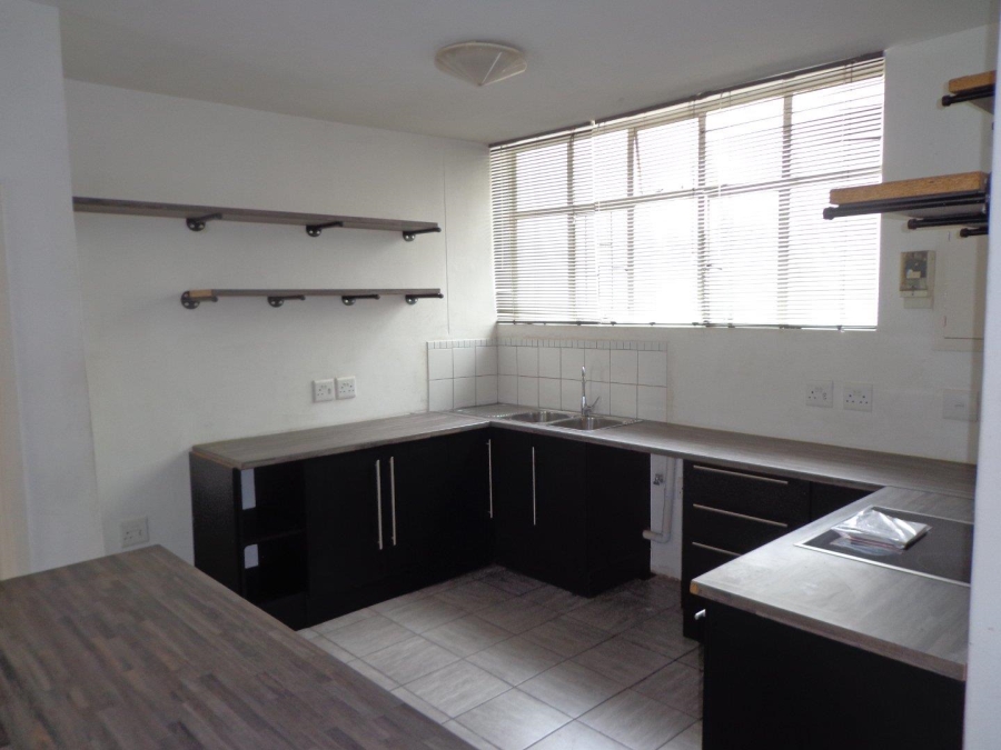 To Let 1 Bedroom Property for Rent in Killarney Gauteng