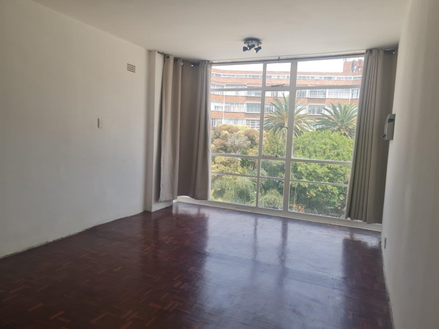 To Let 1 Bedroom Property for Rent in Killarney Gauteng
