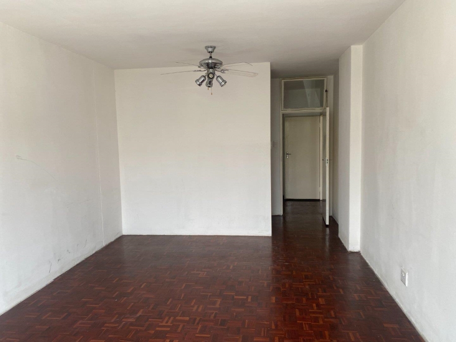 To Let 1 Bedroom Property for Rent in Killarney Gauteng