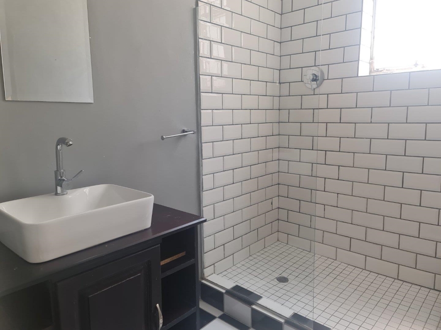 To Let 1 Bedroom Property for Rent in Killarney Gauteng