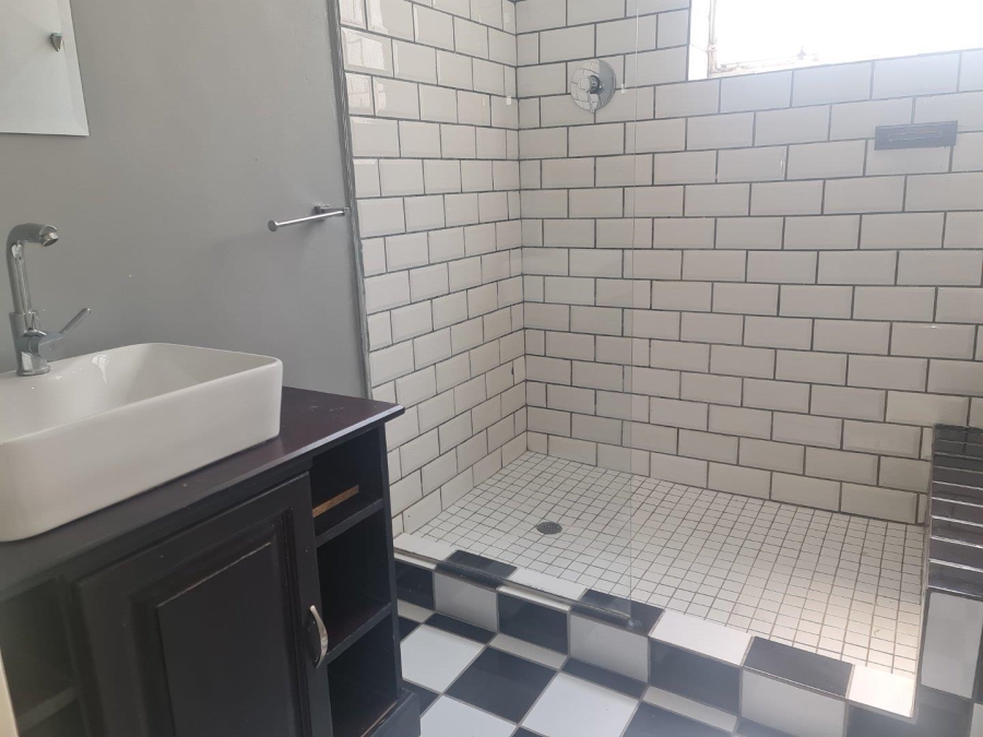 To Let 1 Bedroom Property for Rent in Killarney Gauteng