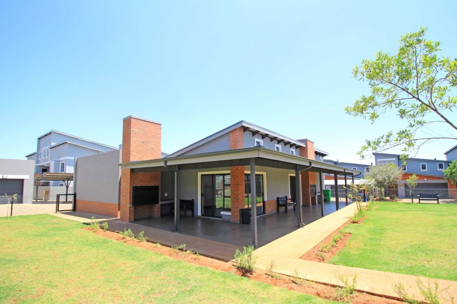 To Let 2 Bedroom Property for Rent in Montana Gauteng