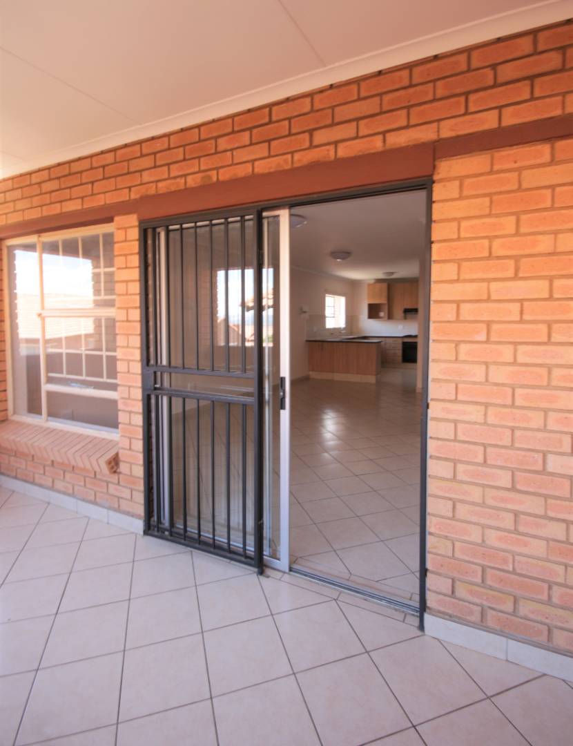 To Let 2 Bedroom Property for Rent in Hazeldean Gauteng