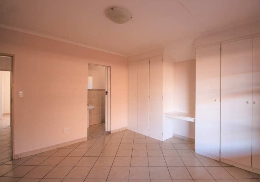 To Let 2 Bedroom Property for Rent in Hazeldean Gauteng