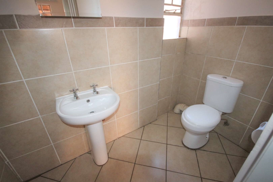 To Let 2 Bedroom Property for Rent in Hazeldean Gauteng