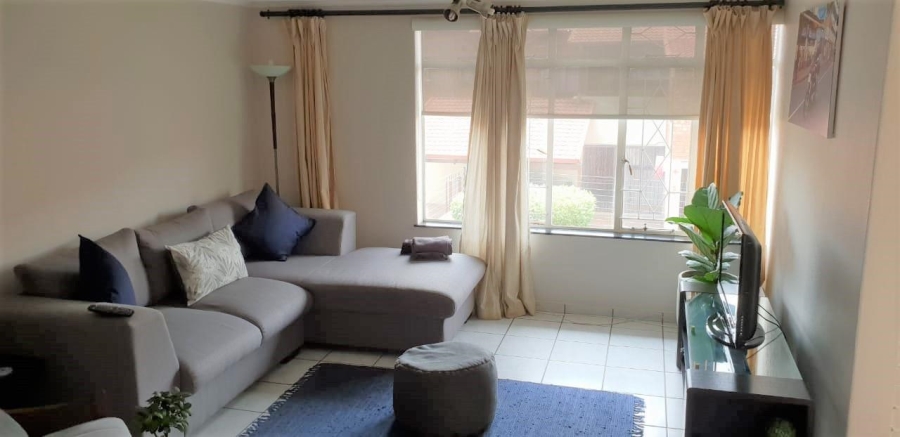 To Let 3 Bedroom Property for Rent in Brackenhurst Gauteng