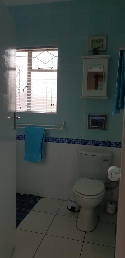 To Let 3 Bedroom Property for Rent in Brackenhurst Gauteng