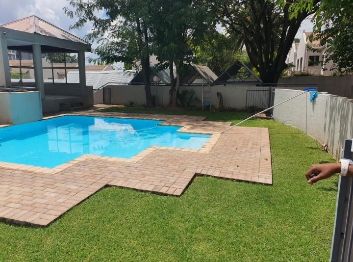 To Let 1 Bedroom Property for Rent in Sandown Gauteng