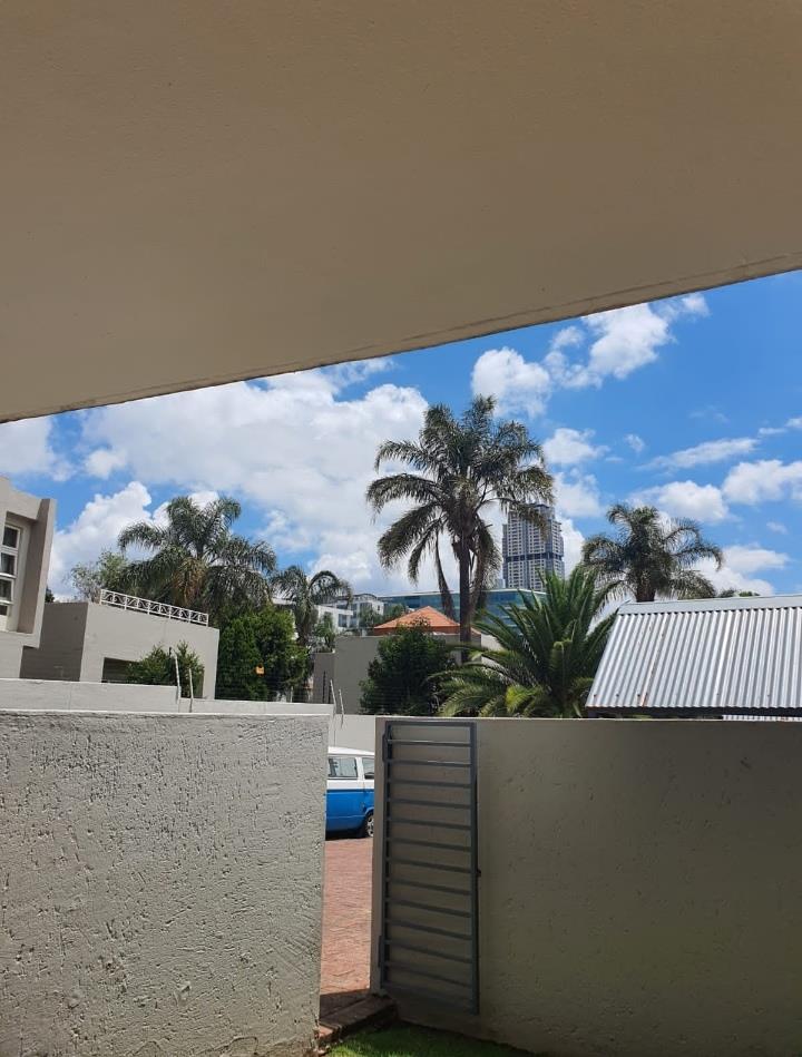 To Let 1 Bedroom Property for Rent in Sandown Gauteng