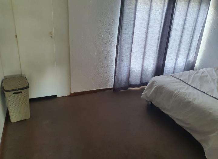 To Let 1 Bedroom Property for Rent in Sandown Gauteng