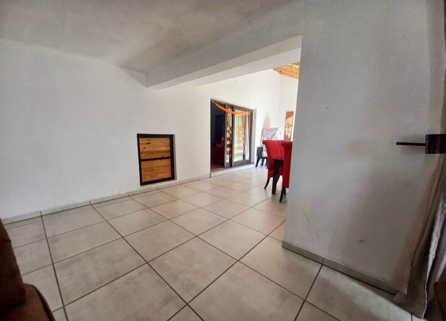 5 Bedroom Property for Sale in Elandsfontein A H Gauteng