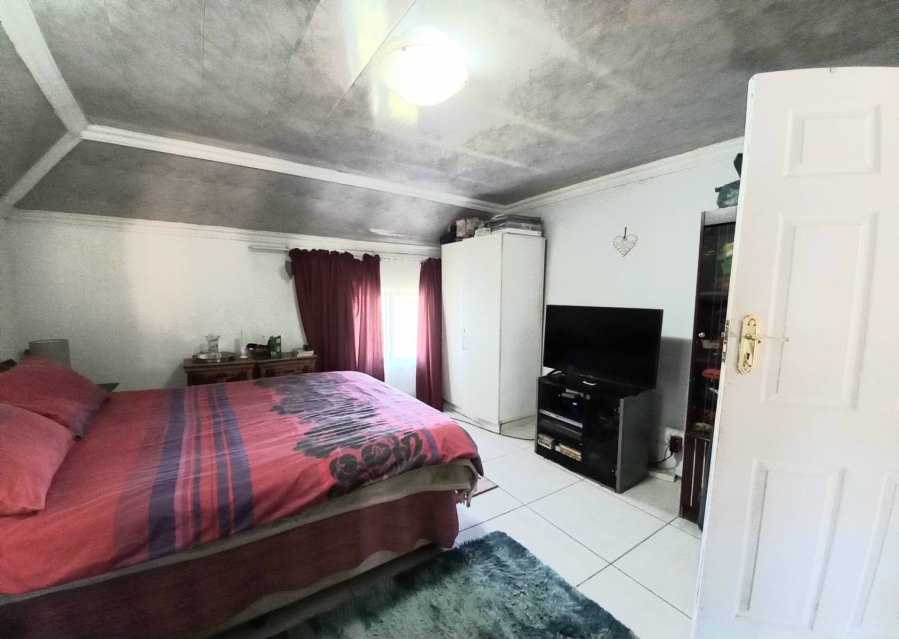 5 Bedroom Property for Sale in Elandsfontein A H Gauteng