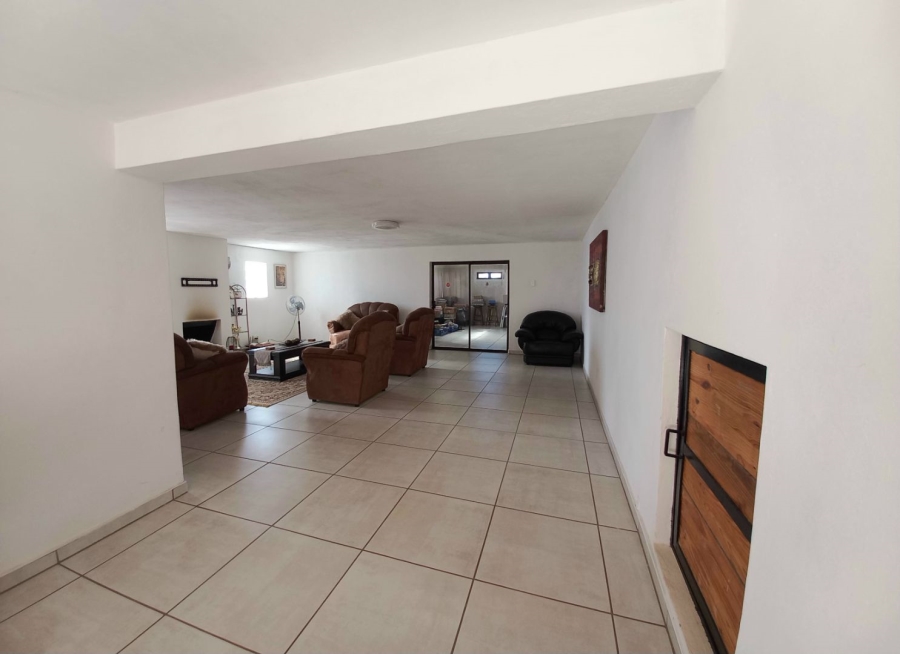 5 Bedroom Property for Sale in Elandsfontein A H Gauteng