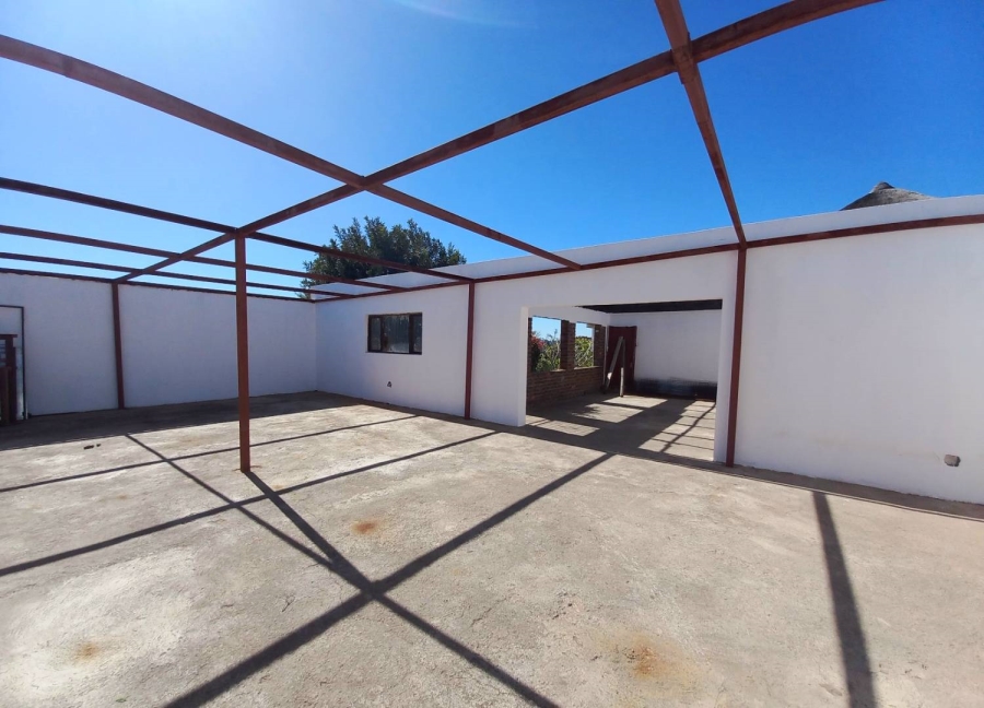 5 Bedroom Property for Sale in Elandsfontein A H Gauteng