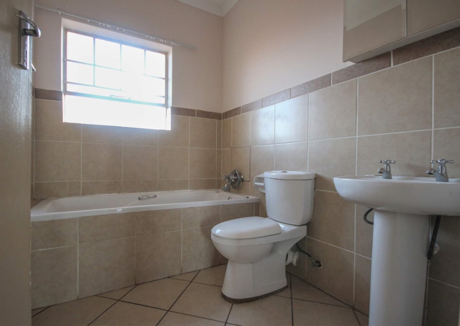 To Let 2 Bedroom Property for Rent in Hazeldean Gauteng