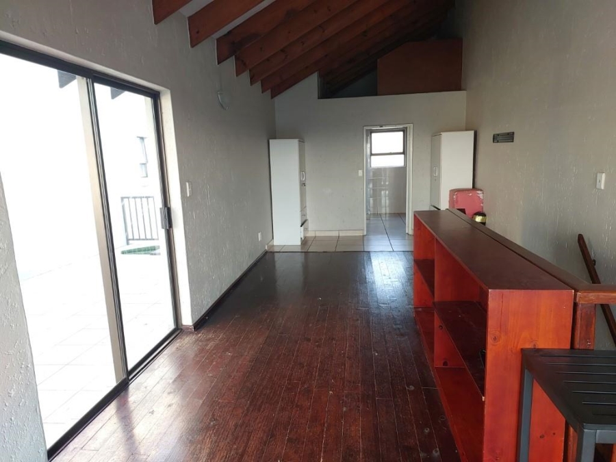 To Let 2 Bedroom Property for Rent in Paulshof Gauteng