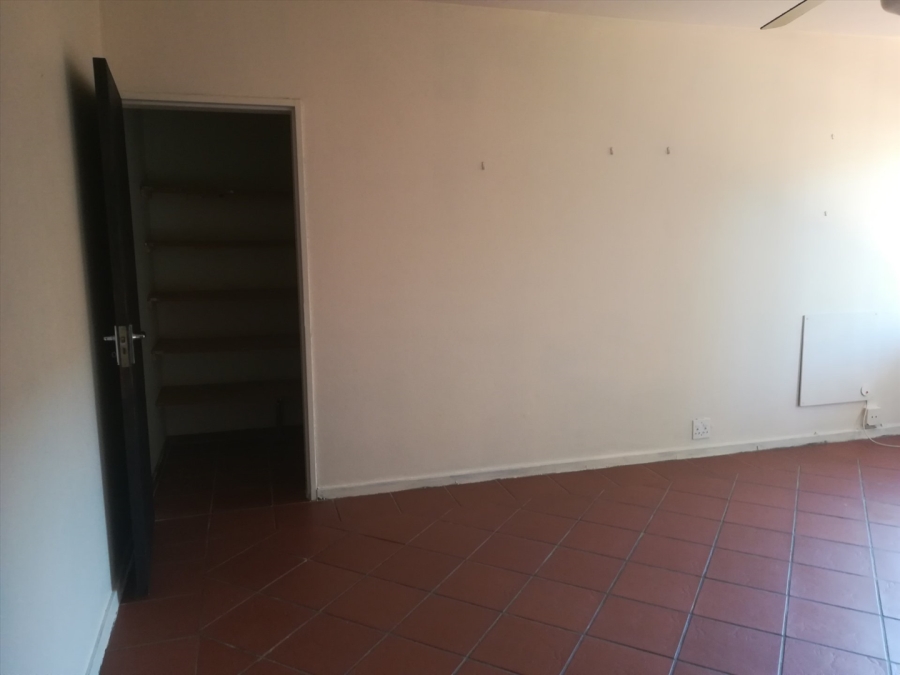To Let 2 Bedroom Property for Rent in Lyttelton Manor Gauteng
