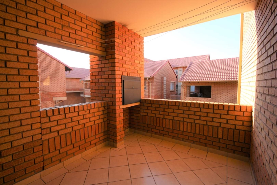 To Let 3 Bedroom Property for Rent in Hazeldean Gauteng