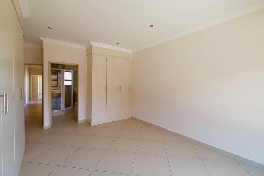 To Let 3 Bedroom Property for Rent in Olympus Gauteng