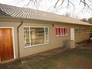 To Let 3 Bedroom Property for Rent in Brackenhurst Gauteng
