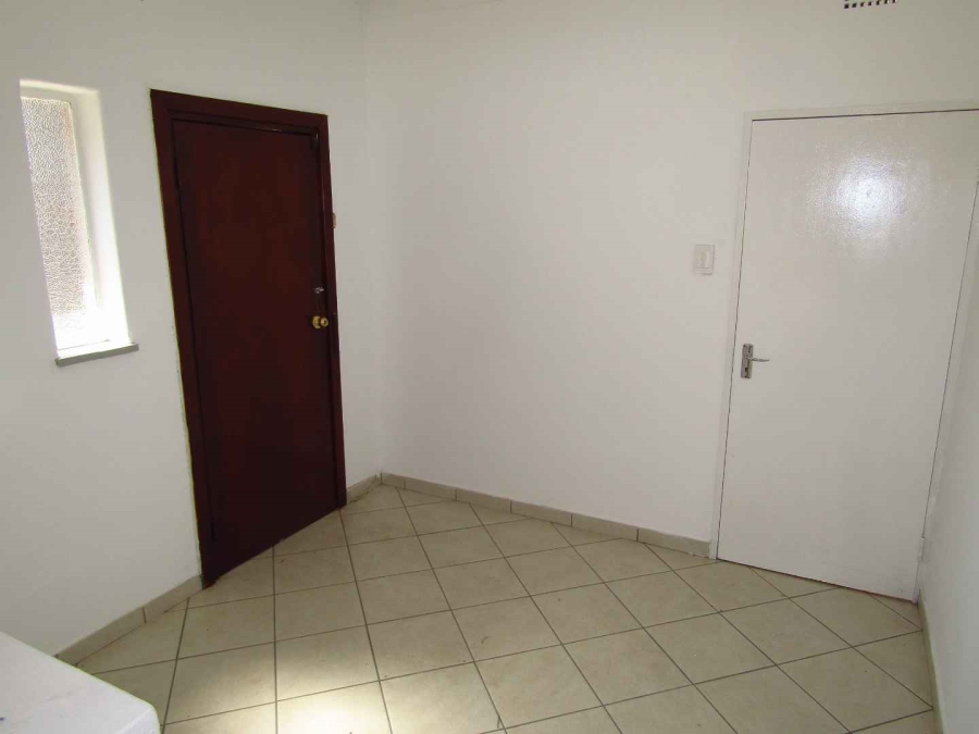 To Let 3 Bedroom Property for Rent in Brackenhurst Gauteng