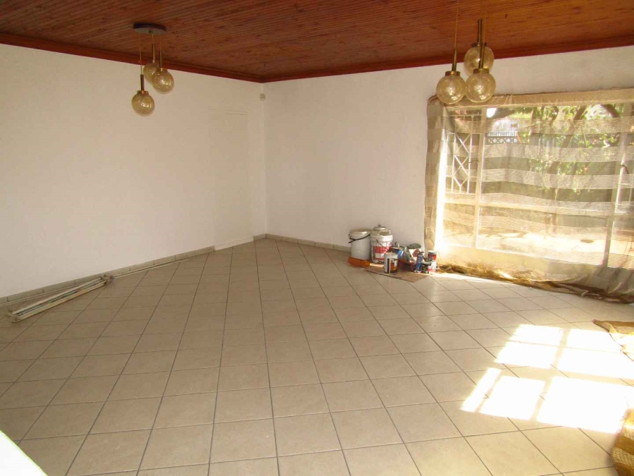 To Let 3 Bedroom Property for Rent in Brackenhurst Gauteng