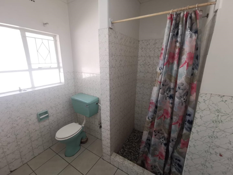 To Let 3 Bedroom Property for Rent in Brackenhurst Gauteng